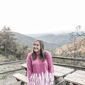 Meet your Posher, Lanie